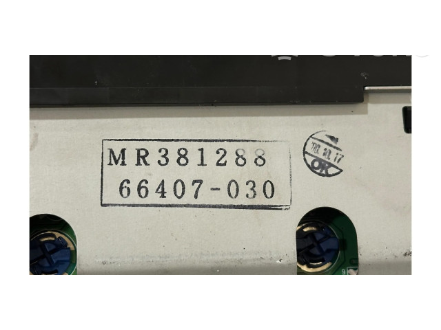 Дисплей MR381288, 66407030 Mitsubishi Carisma