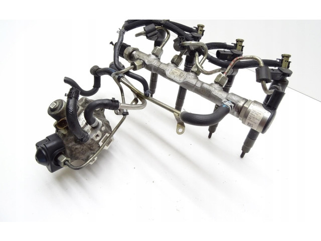 Комплект форсунок 04L130277B Skoda Octavia Mk3 (5E)