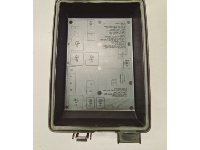 Блок предохранителей P68105528ADA, 68044658AA Dodge Challenger