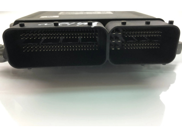 Блок управления двигателем Блок управления 31372225AA, 0281019168   Volvo XC90