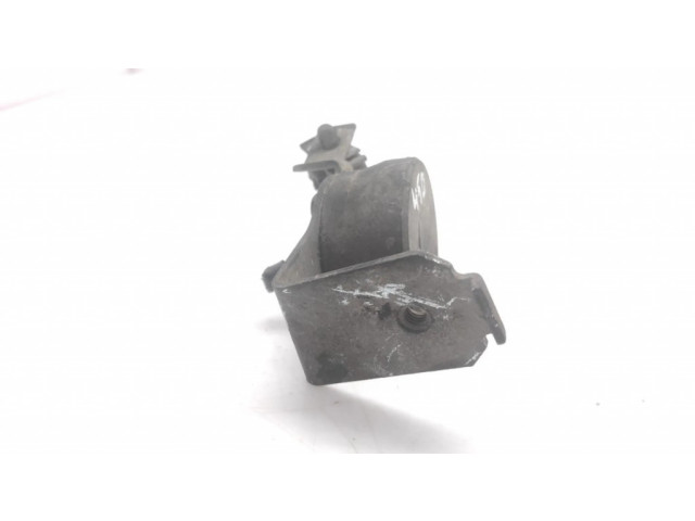 Топливная рампа    Alfa Romeo 166 2.4 