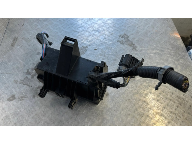 Pojistková skříňka BT4T14A003AA Ford Explorer 2014