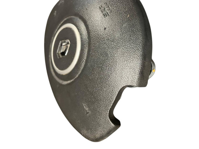 Подушка безопасности водителя 8200677496 Renault Clio III