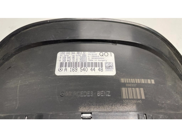 Панель приборов A1695404448 Mercedes-Benz CLK A209 C209