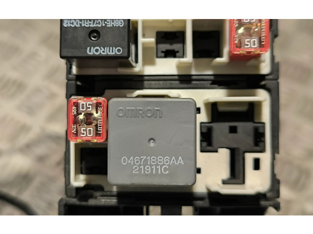 Блок предохранителей X90023300BL   Jeep Grand Cherokee    