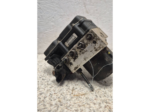 Блок АБС 6R0907379J, 0003   Skoda  Fabia Mk2 (5J)  2007 - 2014 года