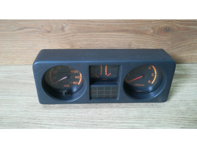 Přístrojová deska Mitsubishi Pajero 1988 MB386588, 506500010