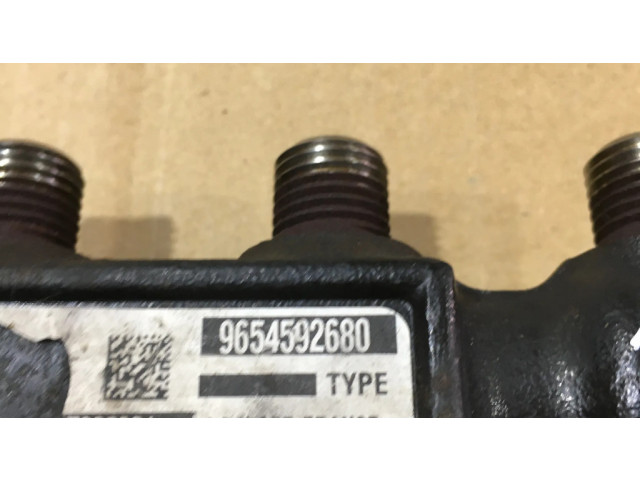 Vstřikovací lišta 9654592680, 96582227880 Citroen Berlingo pro naftový motor 1.6