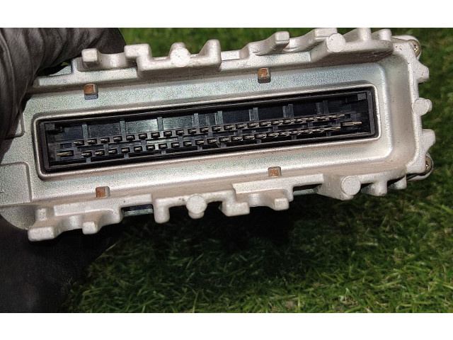 Блок управления двигателем ECU 1H0907311H, 0261200784 Volkswagen Golf III 1994