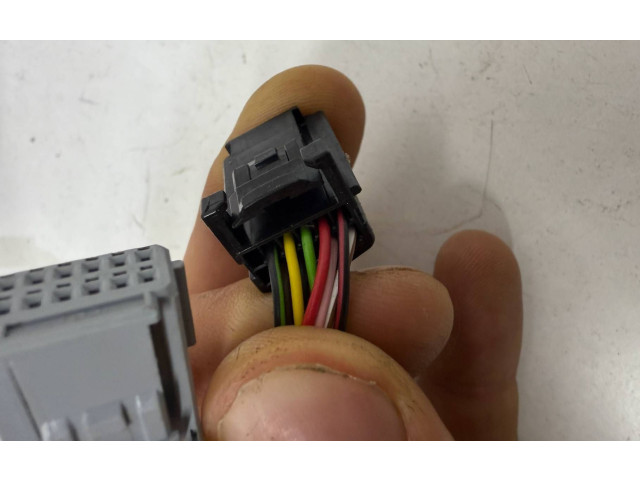 Зеркало электрическое        Renault Megane IV  2016 -  года   