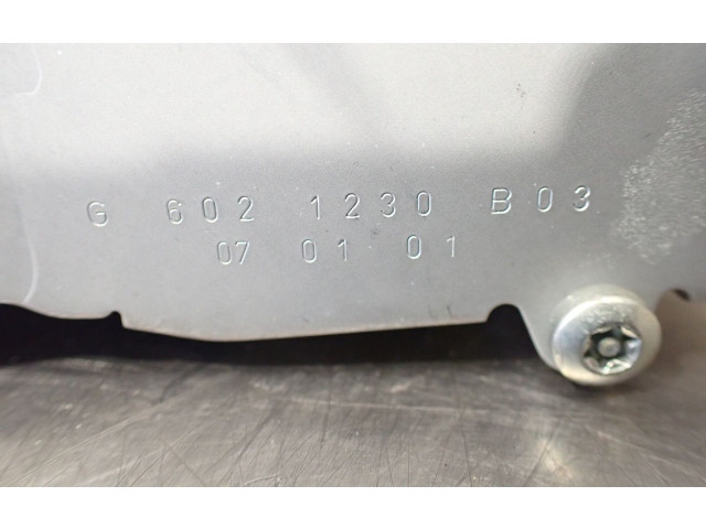 Подушка безопасности пассажира 7030A014 Mitsubishi Colt