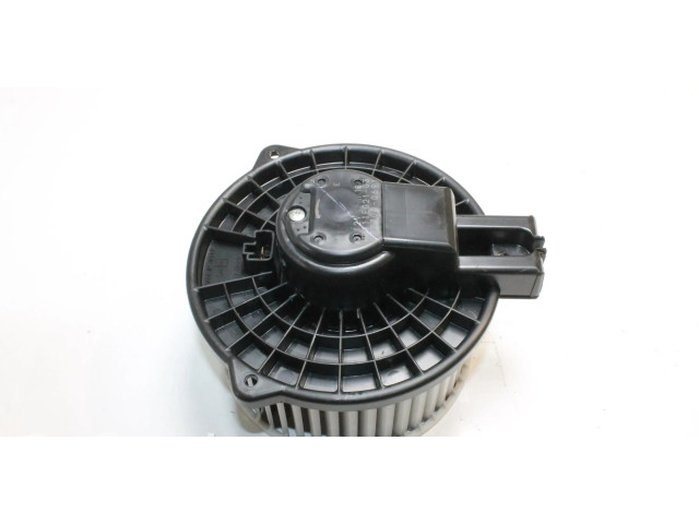 Вентилятор печки 8727000691 Mazda 6