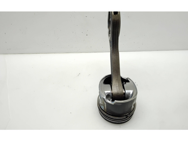  Поршень с шатуном  059AB  Audi A6 S6 C6 4F  