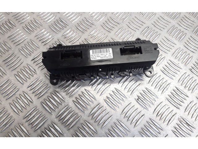 Блок управления климат-контролем F1ET18C612DJ, WZ8V039543   Ford Focus