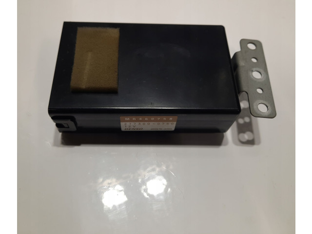 Блок управления MR460758, 277300 Mitsubishi Pajero
