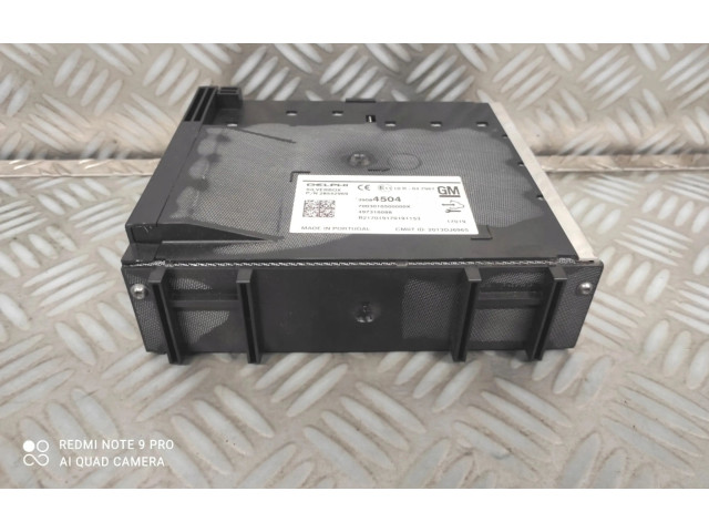 Блок предохранителей 15513163 Opel Astra K