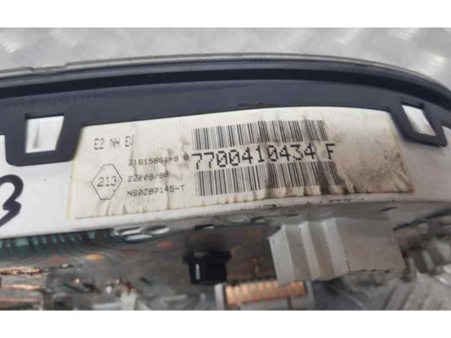 Панель приборов 7700410434F Renault Clio II