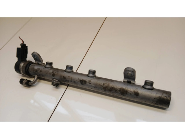 Топливная рампа A64207004, 0623200261 Jeep Grand Cherokee (WK) 3.0