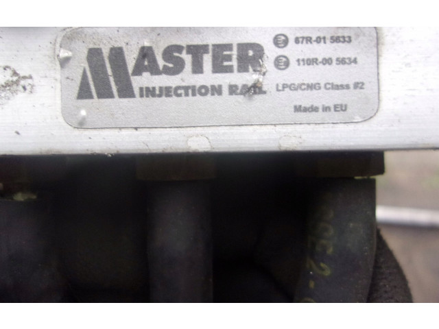 Топливная рампа 005634, 015633 Ford Fiesta