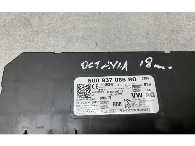 Блок комфорта 5Q0937086BQ Skoda Octavia Mk3 (5E)