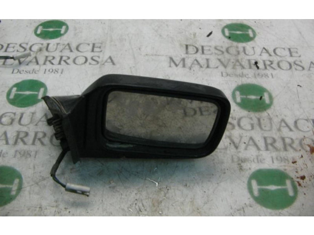 Zpětné zrcátko Nissan Sunny 1987