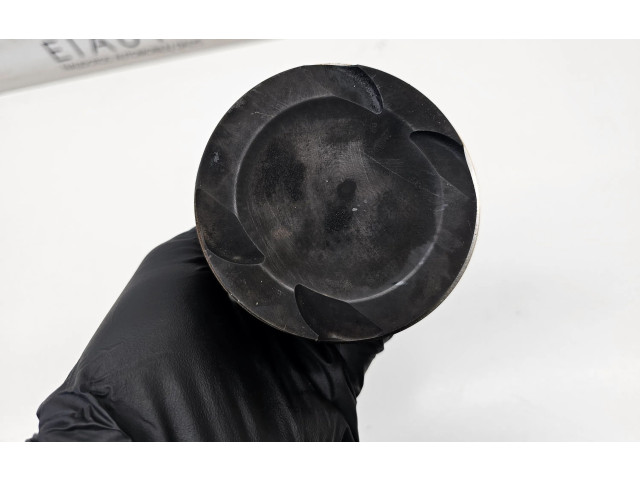 Píst 7565233 BMW X6 E71 N63B44