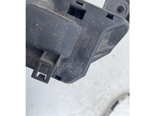 Блок предохранителей  9494210, 9452993   Volvo V70    