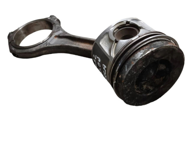 Поршень с шатуном