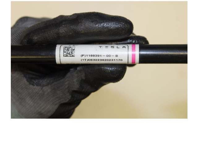 Шатун 3D7 (P)1188391-00-B Tesla Model Y