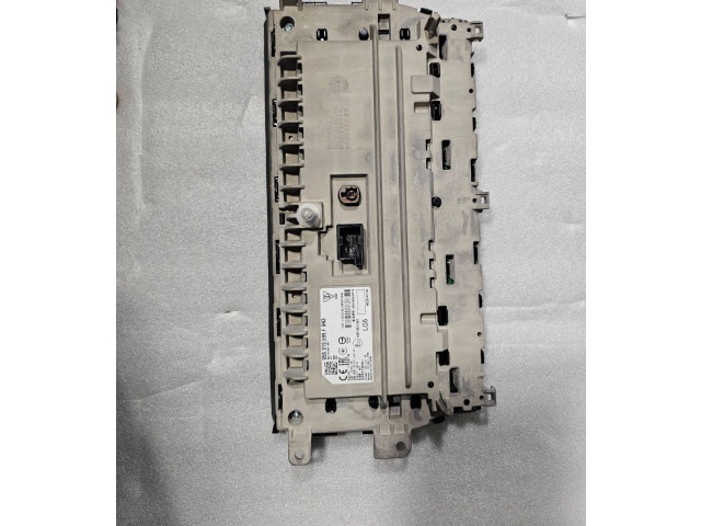 Дисплей    95B919597E   Porsche Macan (95B)