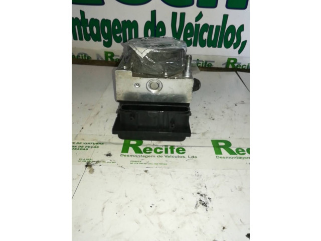 Блок АБС 0265232077, 8200747140 Renault Clio II 1998 - 2001 года