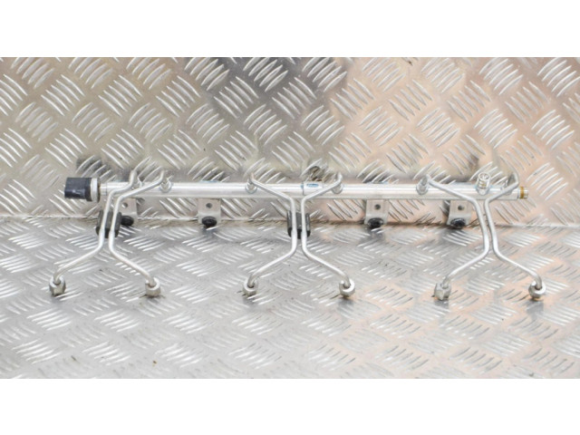 Топливная рампа 7848363 BMW 4 F32 F33 3.0 для двигателя S55 B30 A