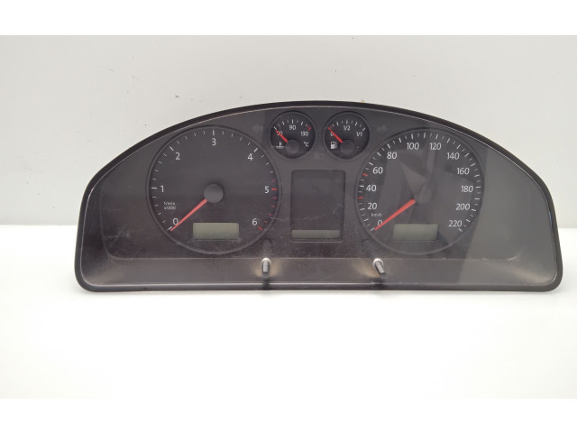 Geschwindigkeitsmesser Cockpit 88311346   Volkswagen Transporter - Caravelle T5       