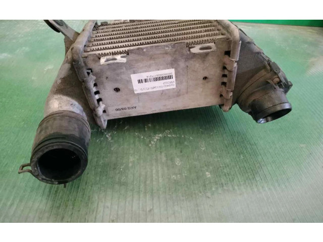 Интеркулер 1E0145805 Volkswagen Golf III