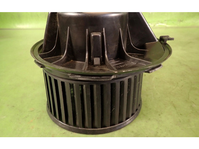 Вентилятор печки TG26 Volkswagen Caddy