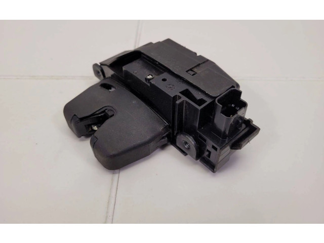 Zámek zadních dveří 9816195380 Citroen C4 II 2022