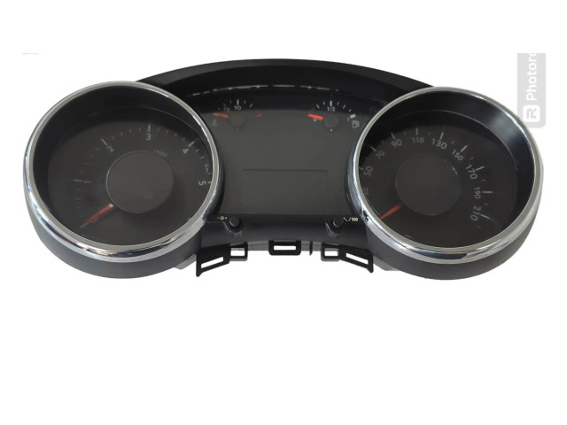 Přístrojová deska Peugeot 5008 2010 9666174980, 69189230U