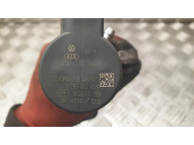 Топливная рампа 03L130089P Skoda Yeti (5L) 2.0