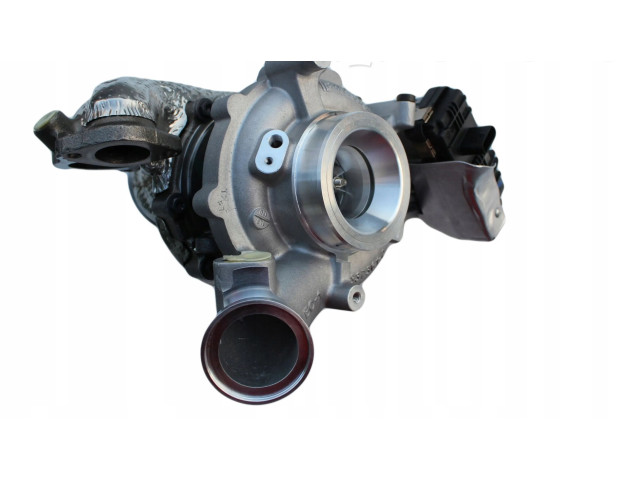 Turbodmychadlo Турбина 057145653M Audi Q7 4M
