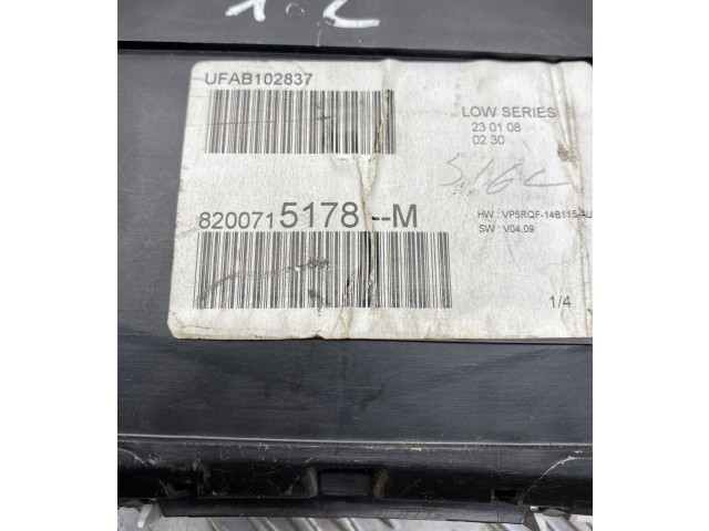 Панель приборов 8200715178, UFAB102837   Renault Clio III       