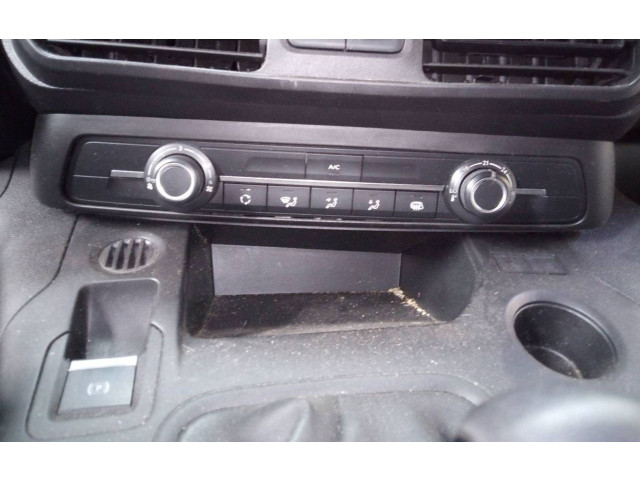 Модуль блока управления кондиционером    Opel Combo E