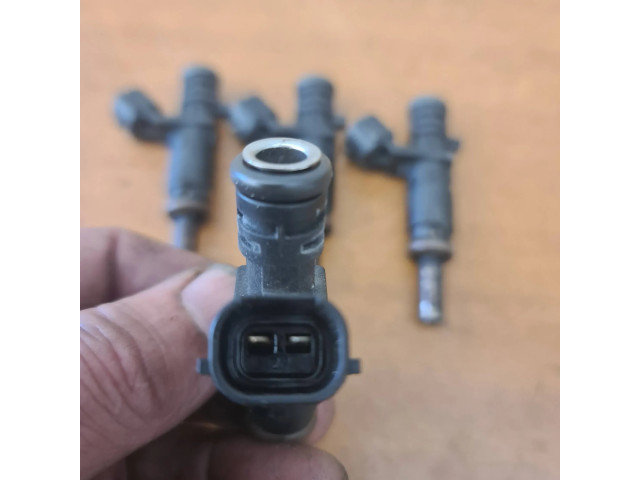 Vstřikovač 26470715 Mini One - Cooper Clubman R55 pro benzínový motor 1.6 N12B16A