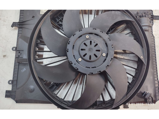 Вентилятор радиатора     A2045000493    Mercedes-Benz CLS C218 X218 