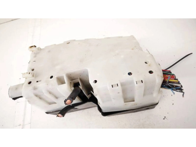 Pojistková skříňka Mazda 5 2007