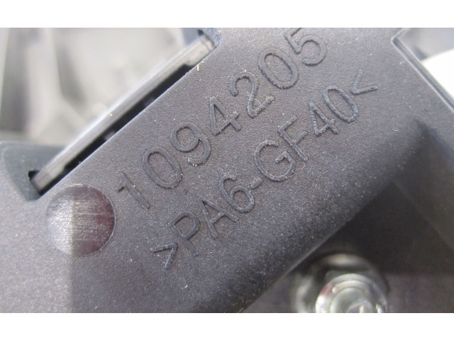 Подушка безопасности водителя Dacia Duster