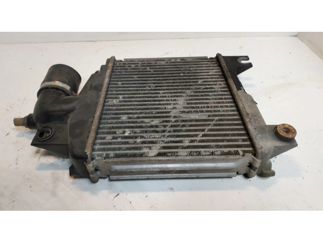 Интеркулер     Toyota Hiace (H200) 2.5