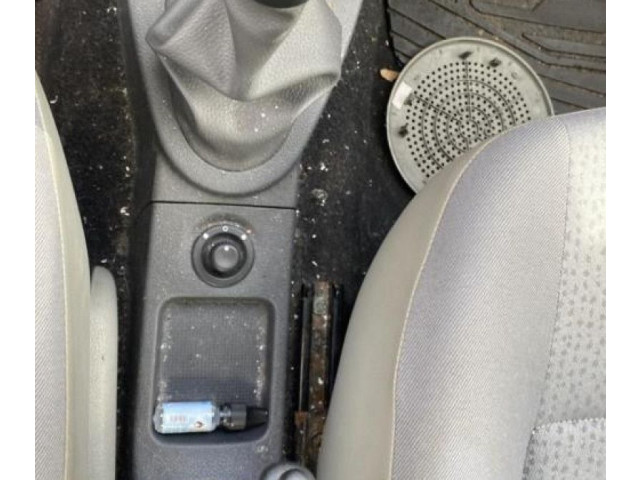 Зеркало электрическое Dacia Logan I 2004 - 2012 года