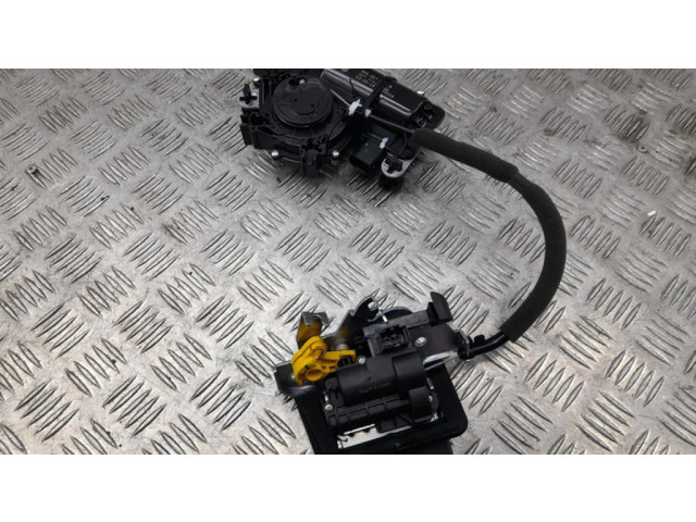 Замок задней крышки