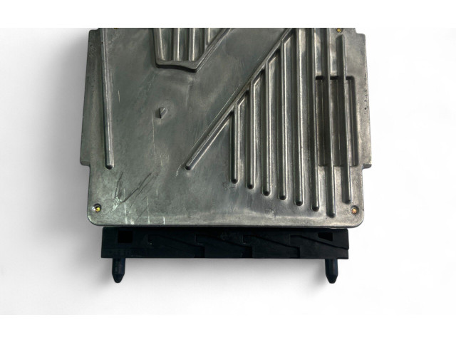 Блок управления двигателем Блок управления 08692554A   Volvo V70