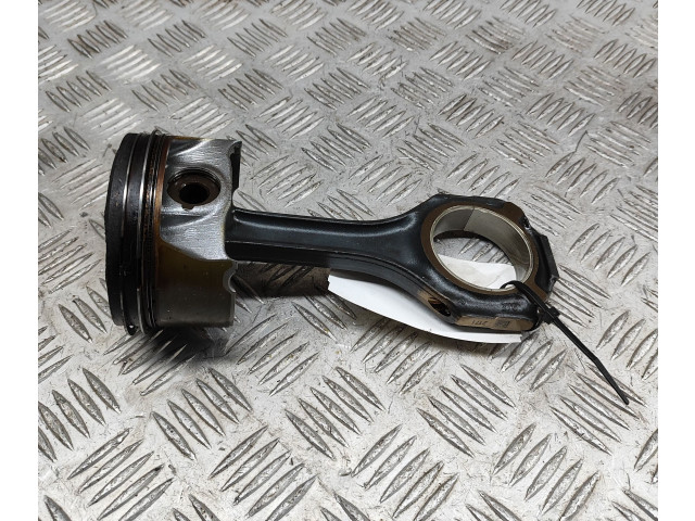 Píst A2780301117, A2780300520 Mercedes-Benz CLS C218 X218 M 278.922